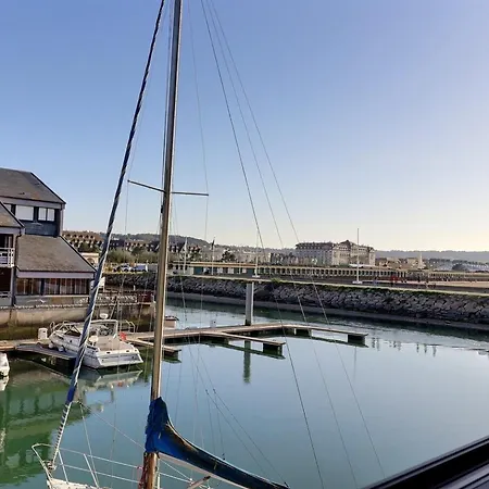 Sublime Facing The Port & Planches Apartment Deauville