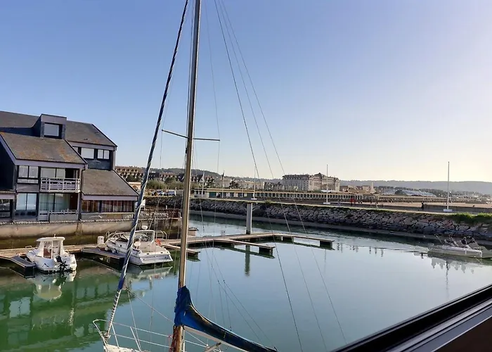 Sublime Facing The Port & Planches Appartement Deauville